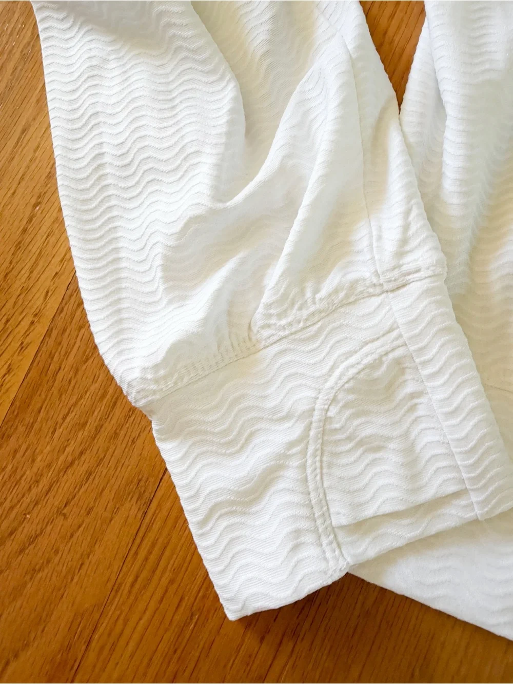 Athleta girls white 3 piece Serve set -jacket- skort - tank 12-14 years